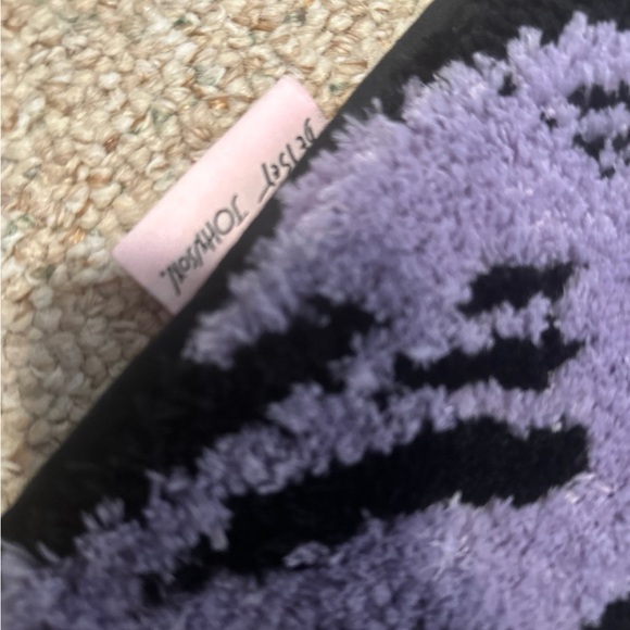 Betsey Johnson Butterfly Bath Mat - Picture 3 of 4